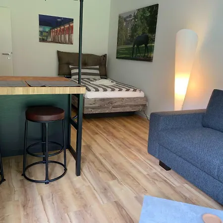 Sonnige Mit Terrasse