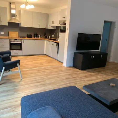 Sonnige Mit Terrasse Essen