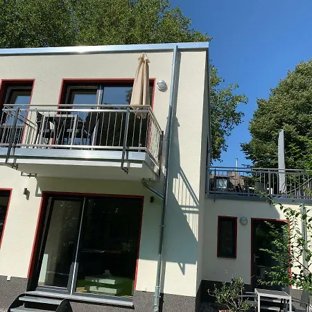 Sonnige Mit Terrasse *