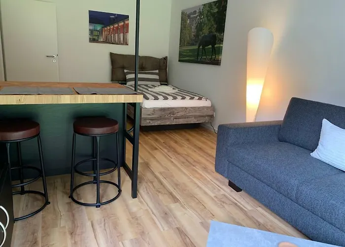 Sonnige Mit Terrasse