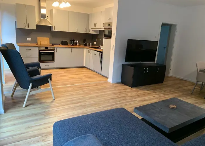 Sonnige Mit Terrasse Essen