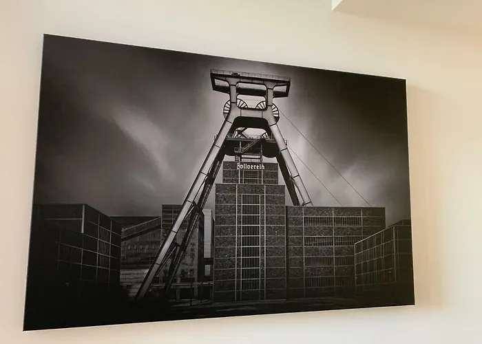 Sonnige Mit Terrasse Essen